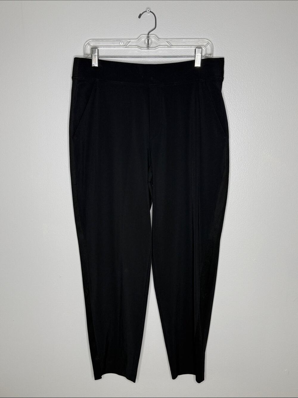 Athleta Black Athletic Pull-On Pants Multiple Sizes